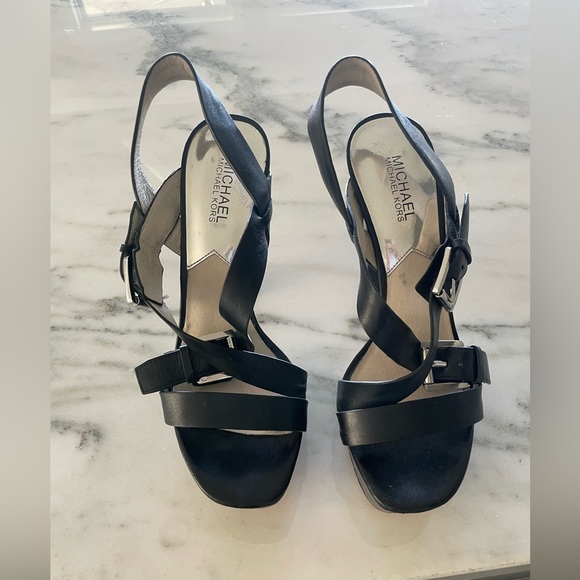 Michael Kors high heels - Picture 1 of 4